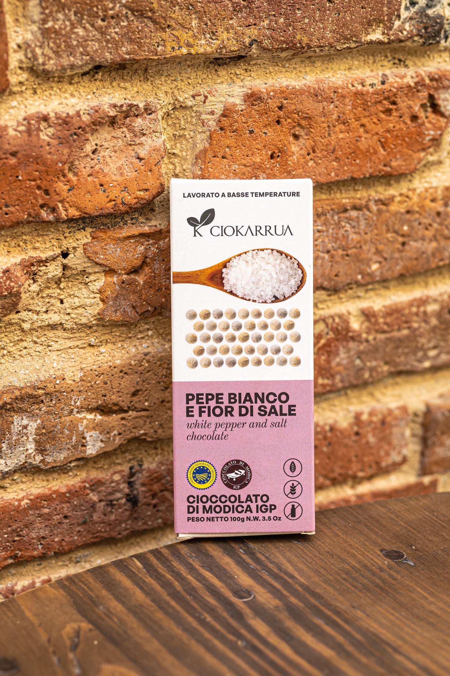 Modica Chocolate 100g - White Pepper and Fleur de Sel